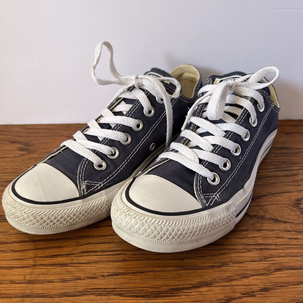 CONVERSE Chuck Taylor All-Star Low Top Sneaker Navy & White Men 5 Women‎ 7